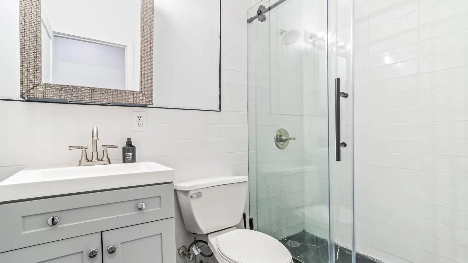 Modern Chic 2Br 1Ba In Vibrant Murray Hill New York United States