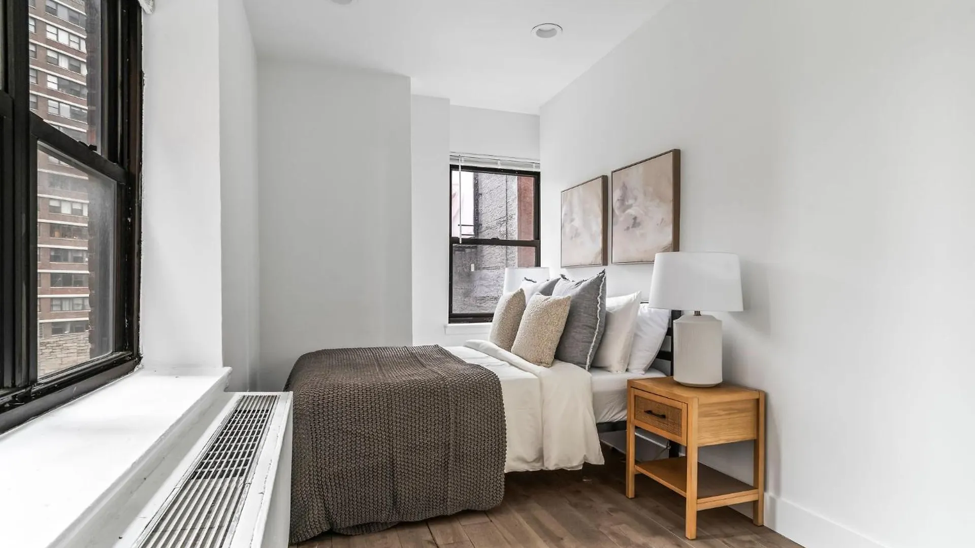 Modern Chic 2Br 1Ba In Vibrant Murray Hill New York Apartment